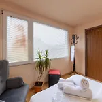 Apartment Budget Flat Near Market & Bus Station Varna